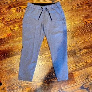 Womens Lululemon on the fly pant grey